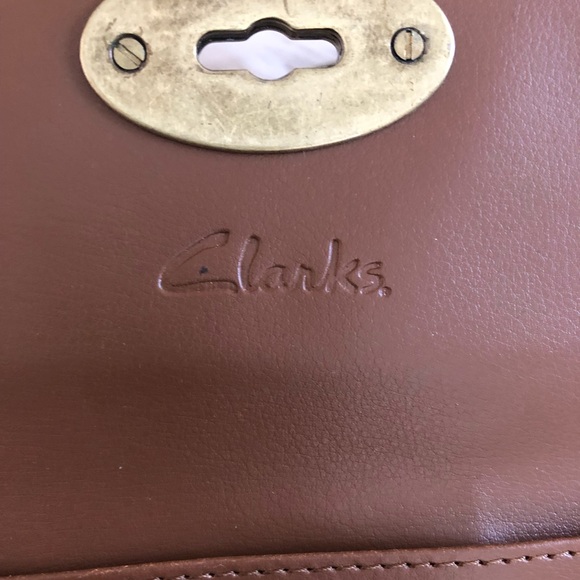 Clarks snake print leather wallet crossbody with adjustable removable strap - Picture 5 of 12